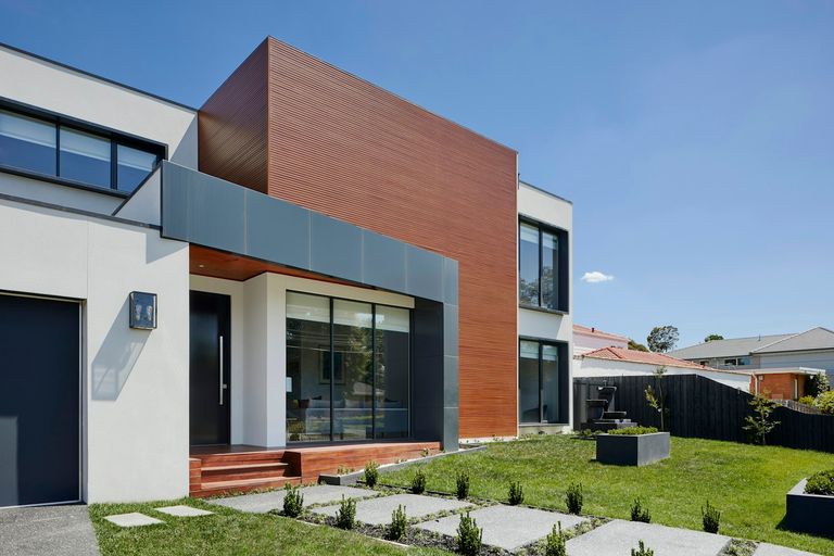 Villa contemporaine avec extérieur paysager